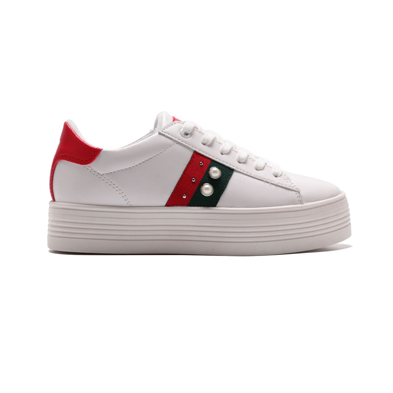Women's casual small white shoes