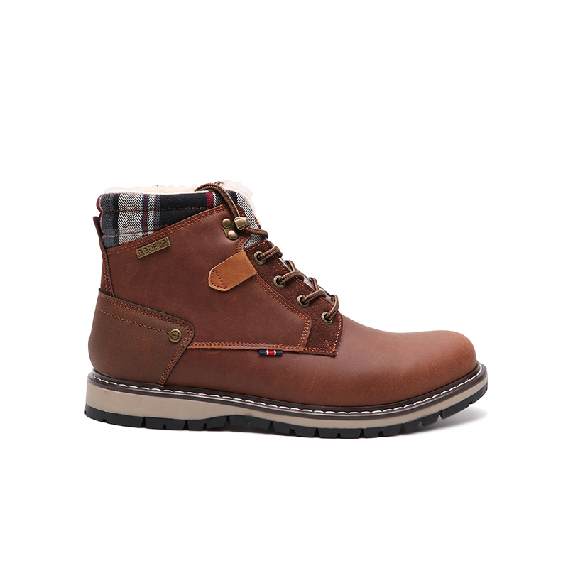 Men's thick soled easy-match boots